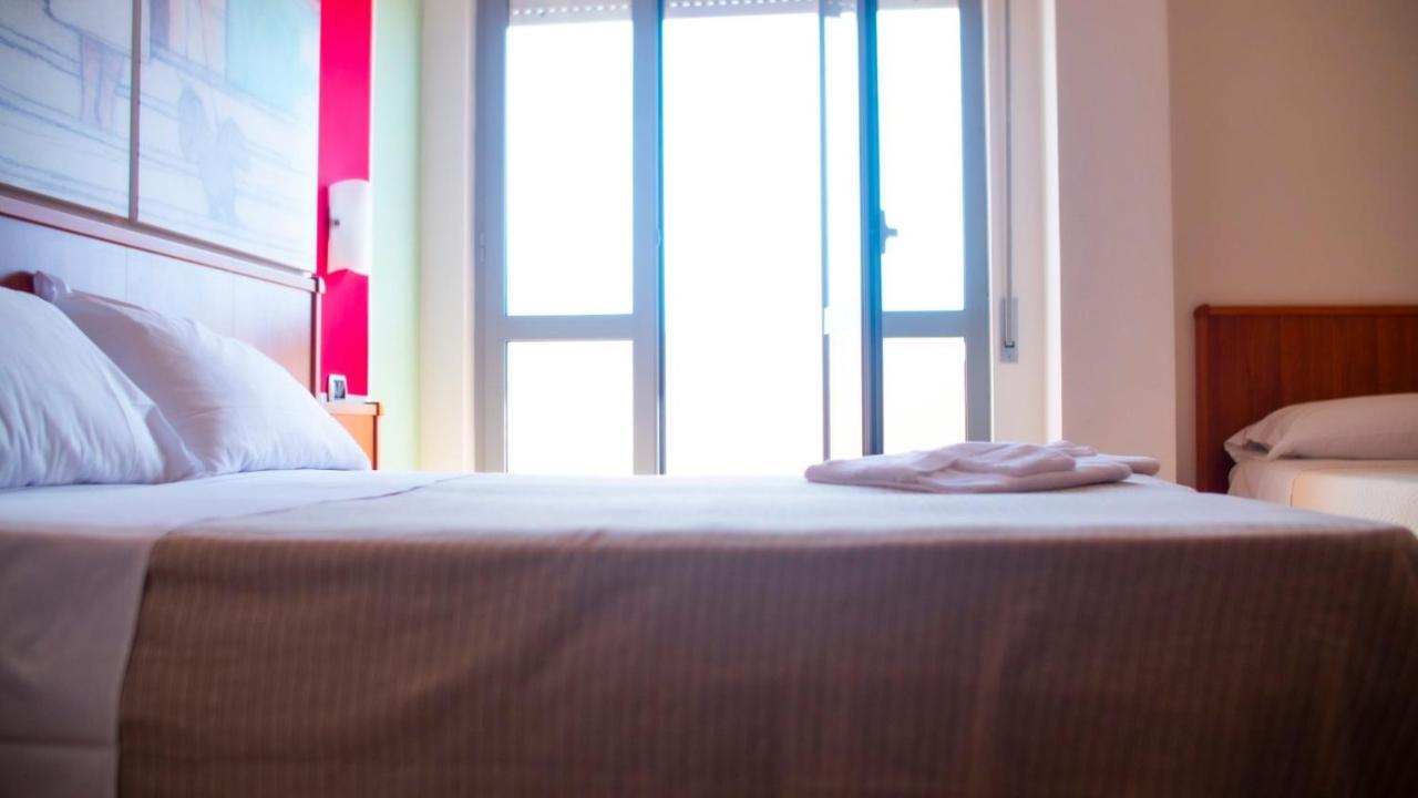 Hotel Royal Giulianova Esterno foto