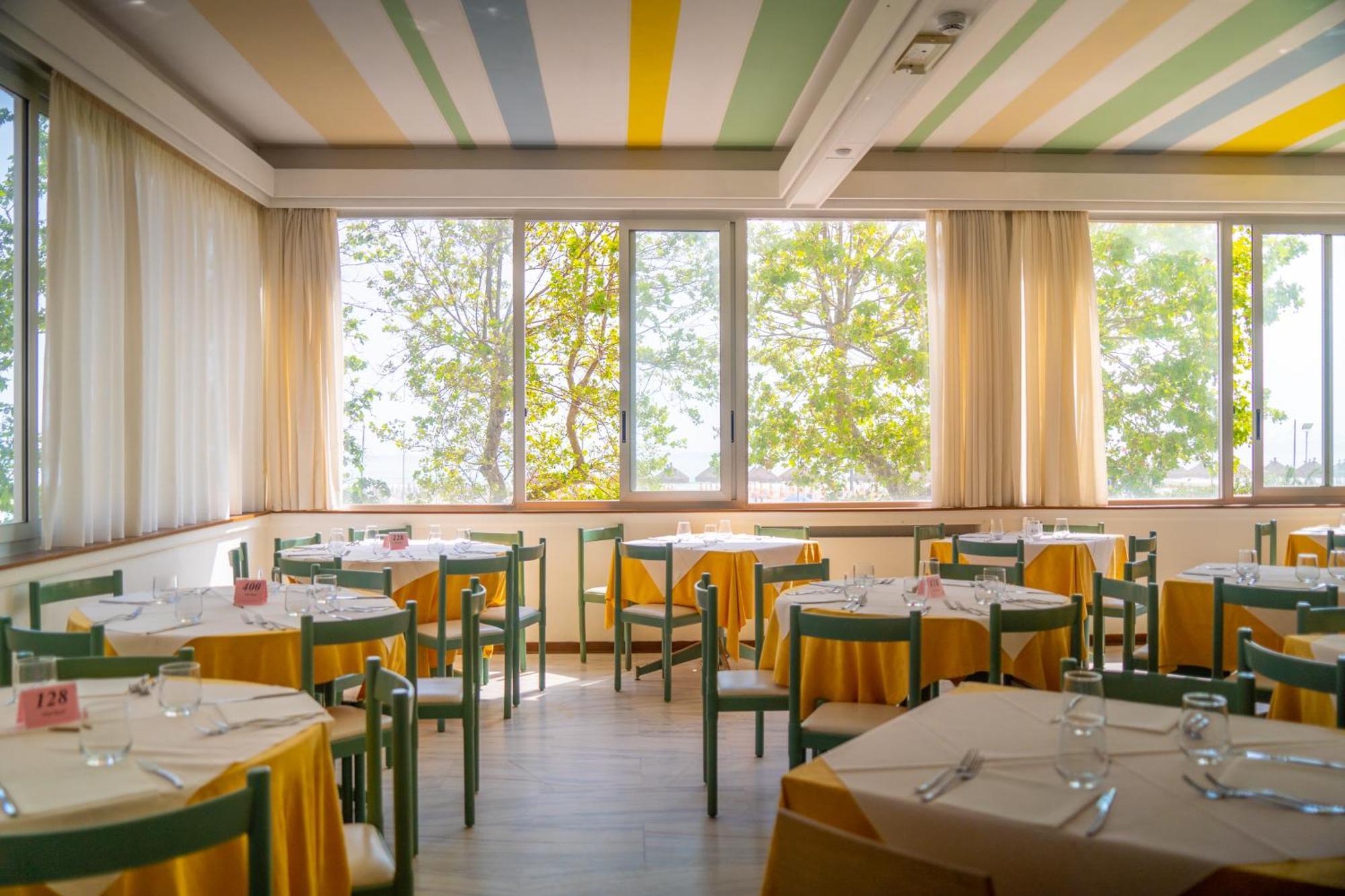 Hotel Royal Giulianova Esterno foto